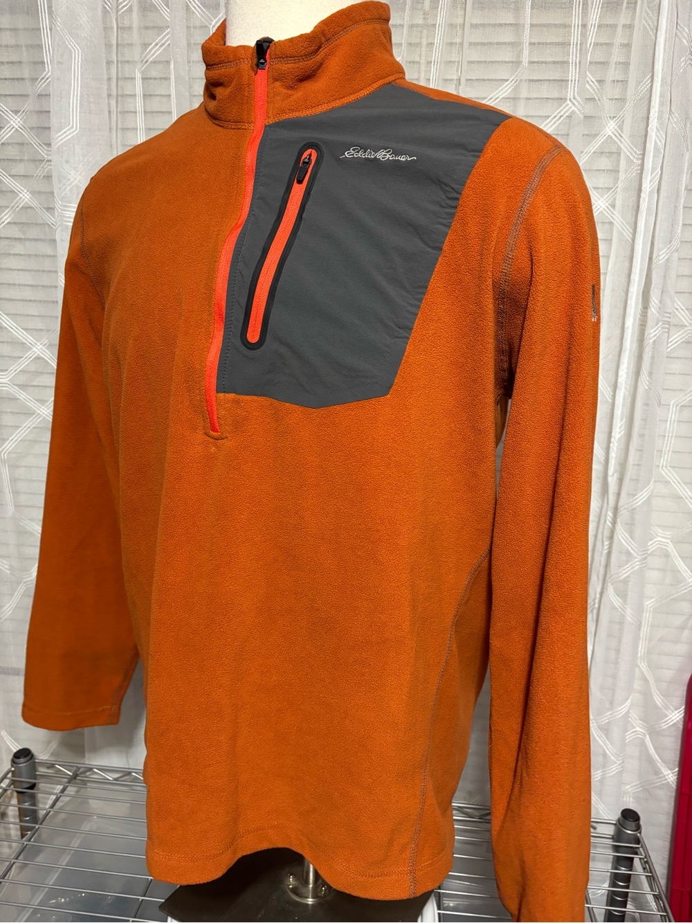 Eddie Bauer men’s TXL Orange Fleece Pullover with Gray Chest Panel 25 p2p 30L